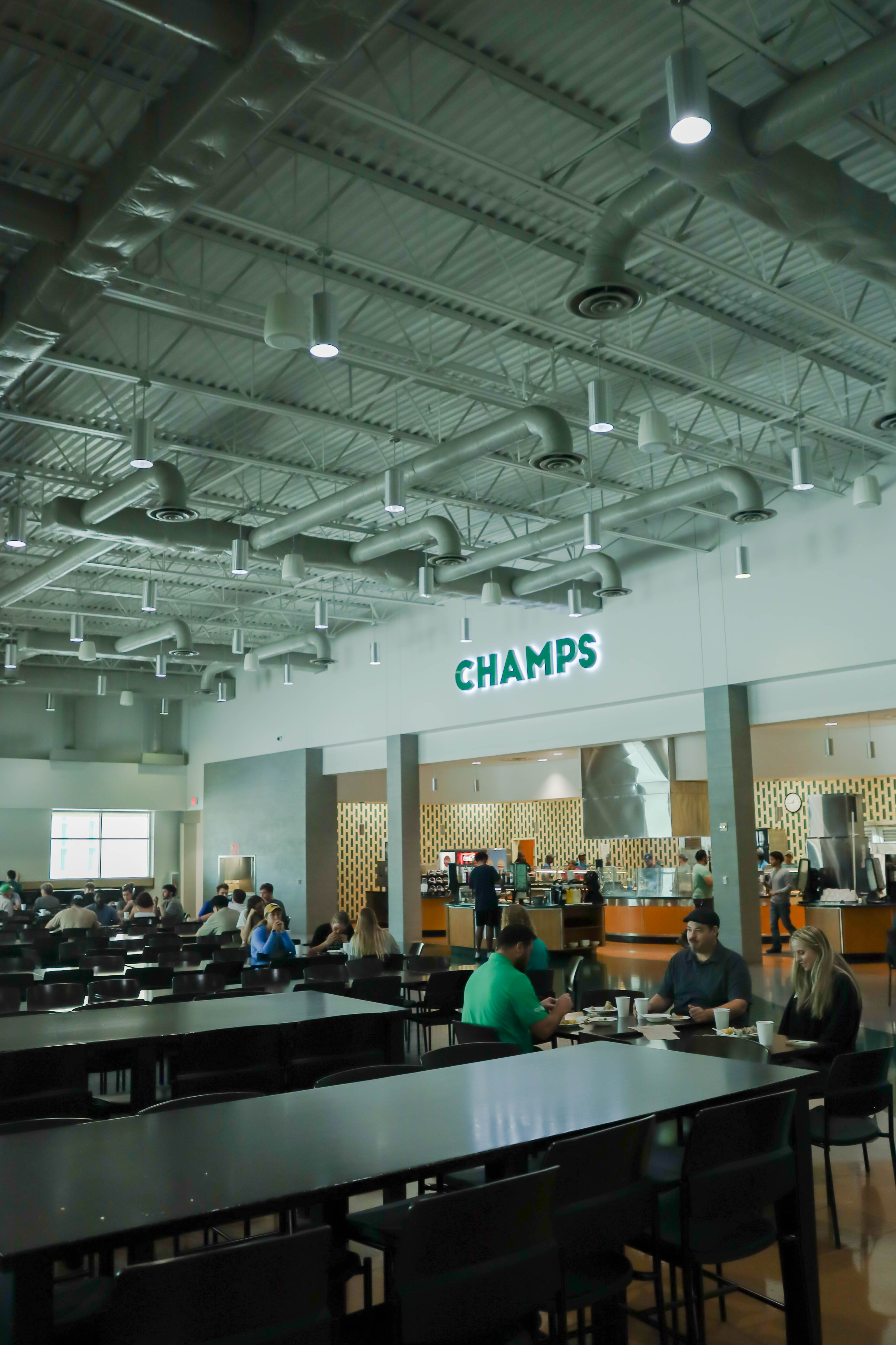 Champs Location 1